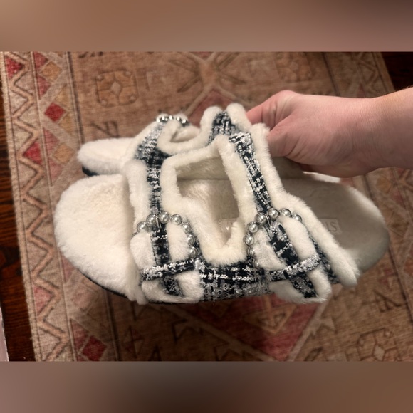 Stuart Weitzman Piper Shearling Slides 7 - Picture 3 of 8